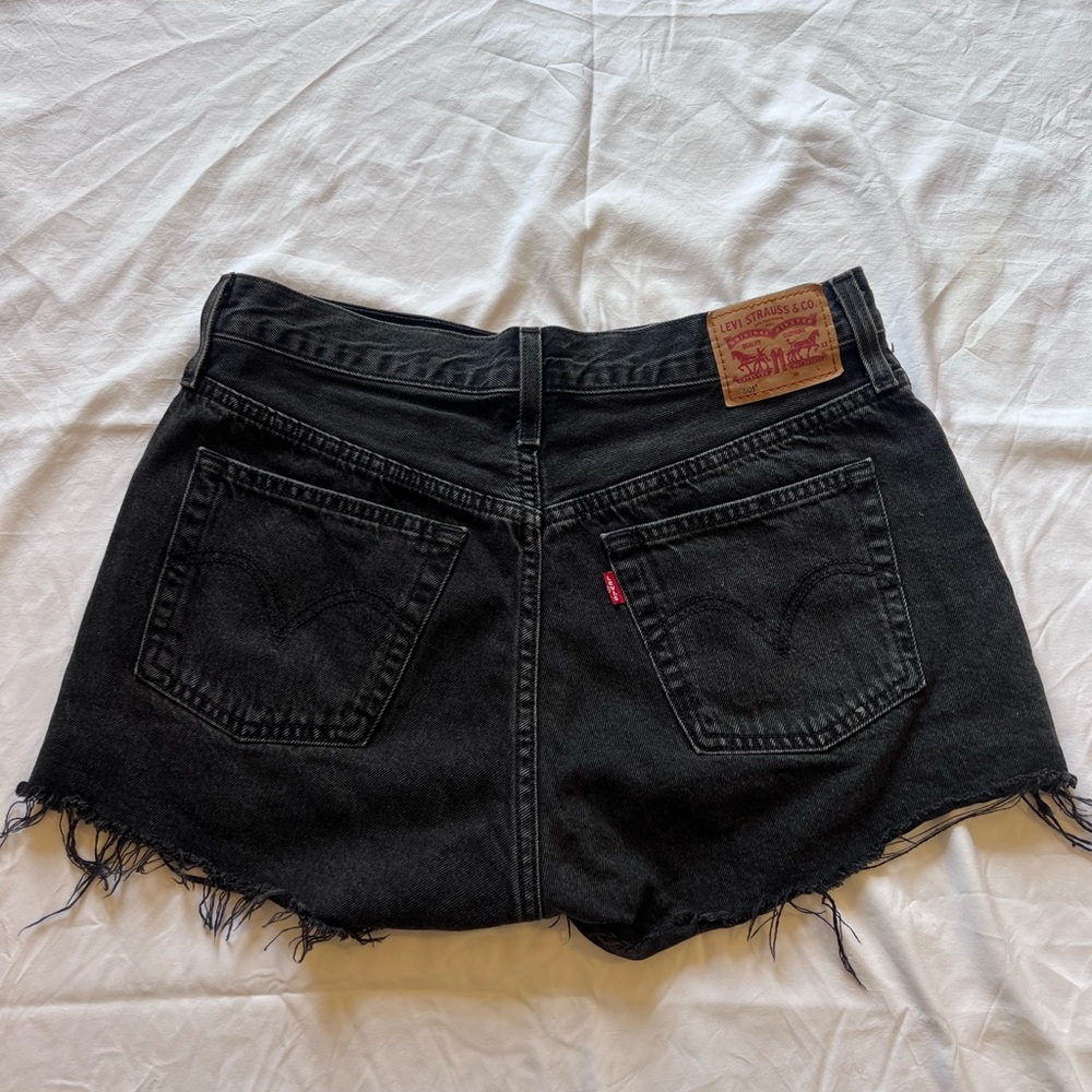 Levi's Black Jean Shorts for Women - Picture 2 of 3